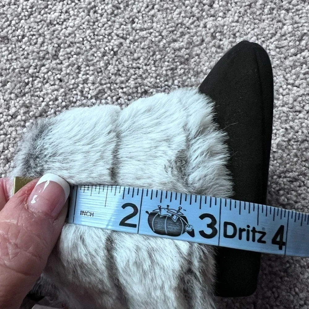 💚NWT Stepping stones infant faux suede/fur boots size 2 (3-6 months)